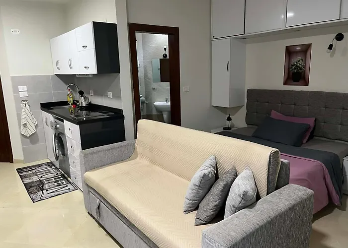 Al Hambra, Princess Apartmanhotel